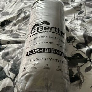 Plush blanket
